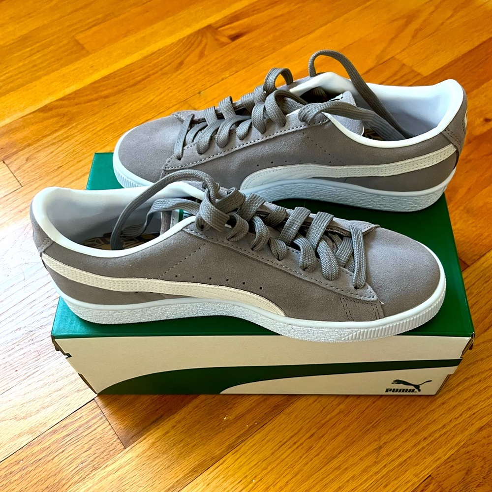 New in Box Puma Suede Classic XXI steel gray size 10 womens (size 8 mens)